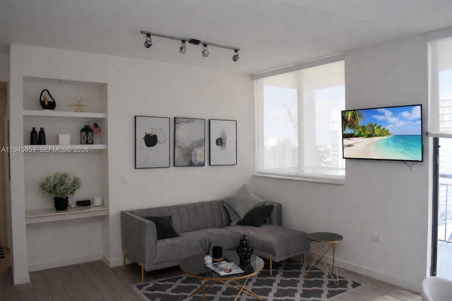 999 SW 1st Ave #2214, Miami FL 33130