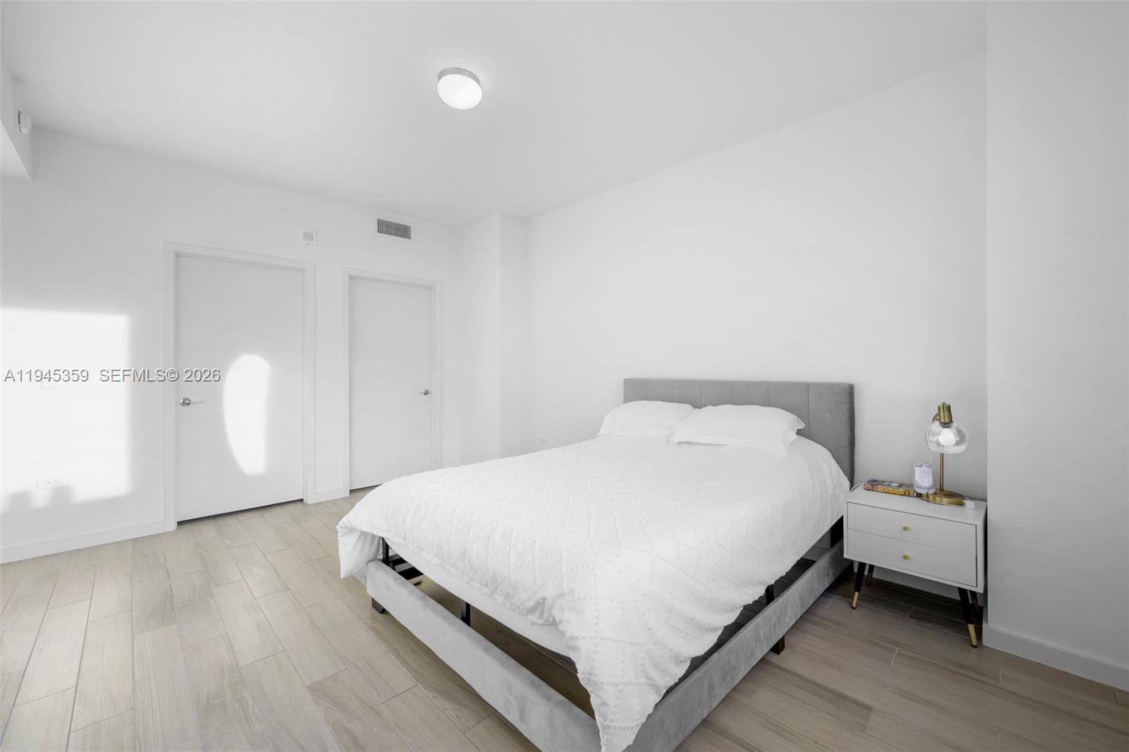 999 SW 1st Ave #2214, Miami FL 33130