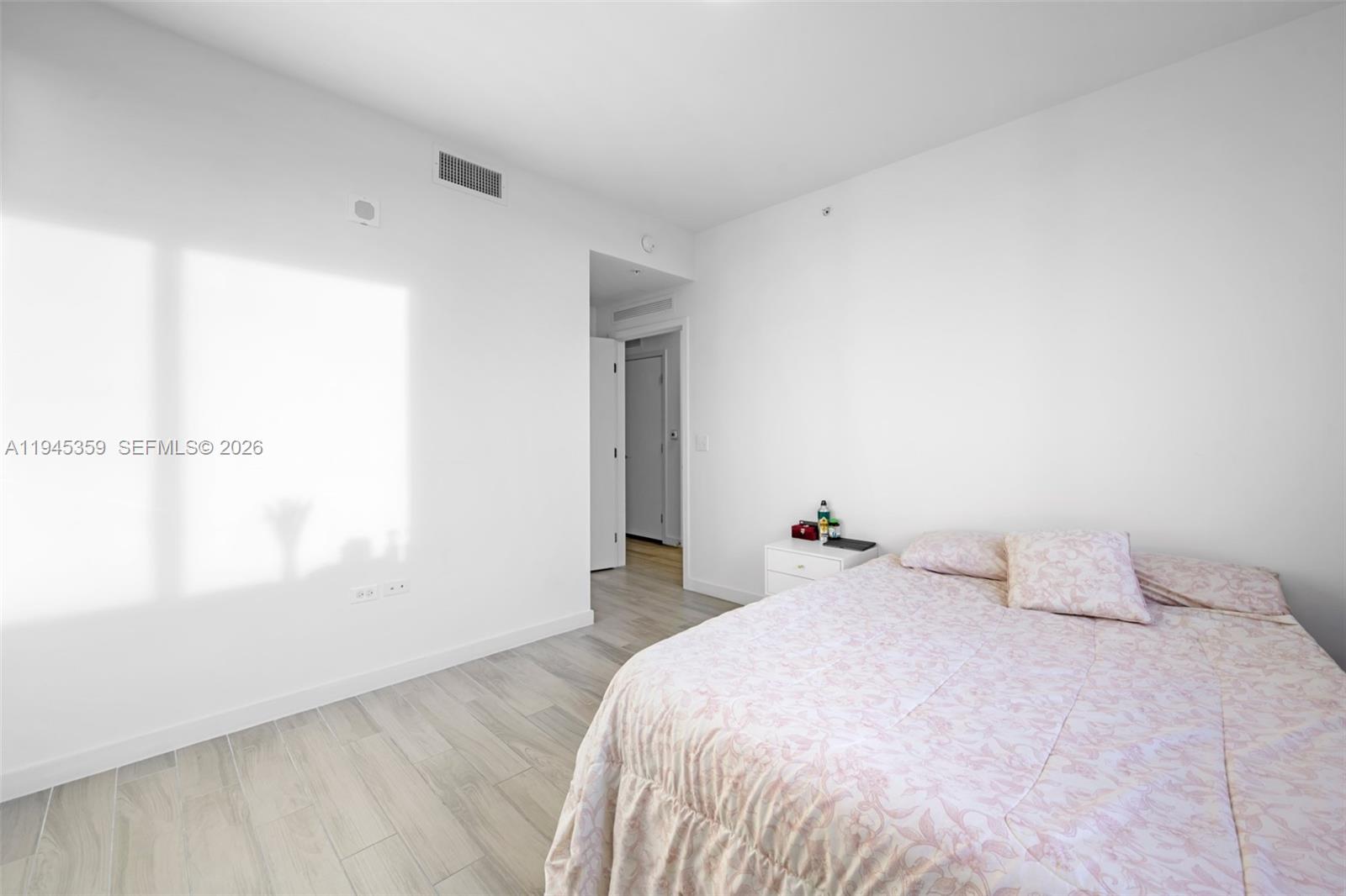 999 SW 1st Ave #2214, Miami FL 33130