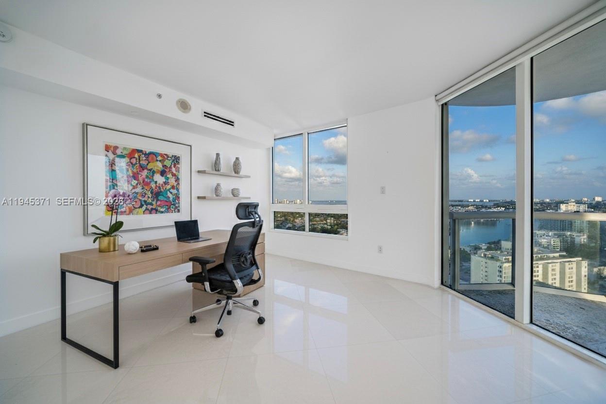 6365 Collins Ave #2901, Miami Beach FL 33141