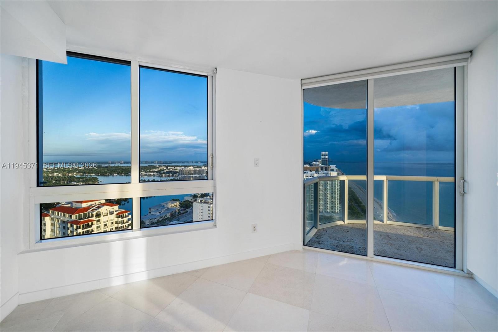 6365 Collins Ave #2901, Miami Beach FL 33141