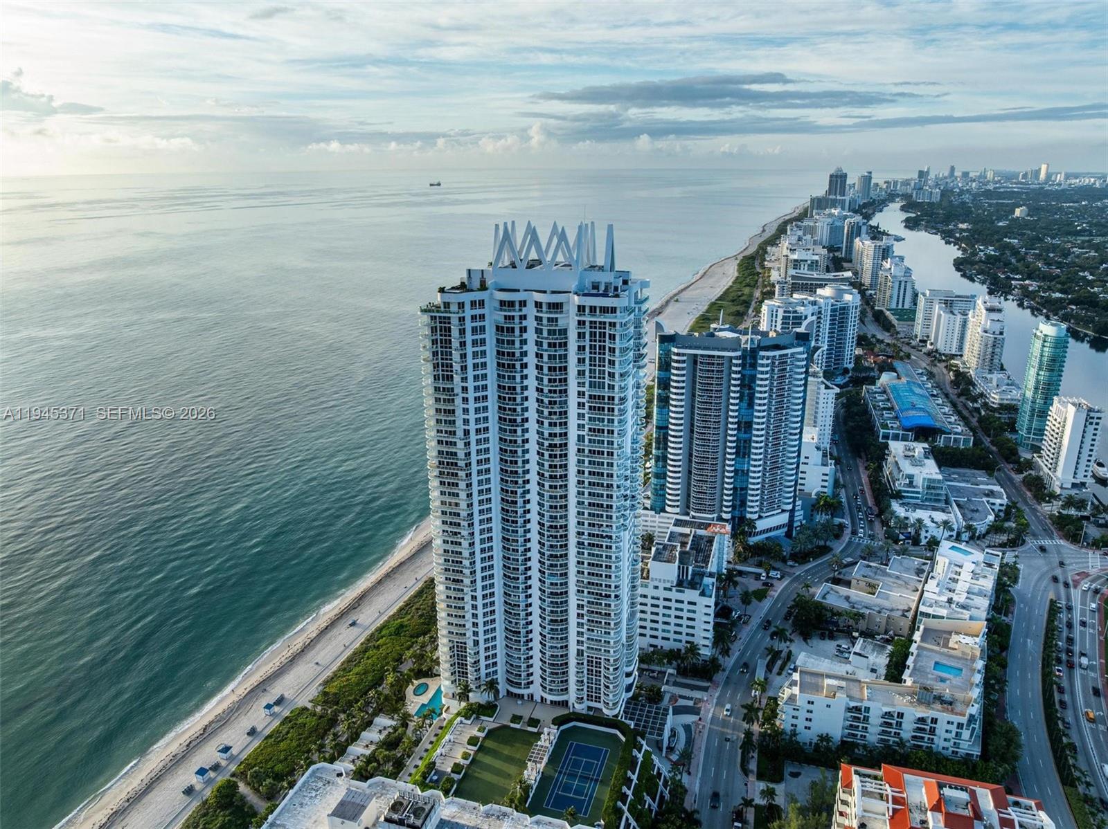 6365 Collins Ave #2901, Miami Beach FL 33141