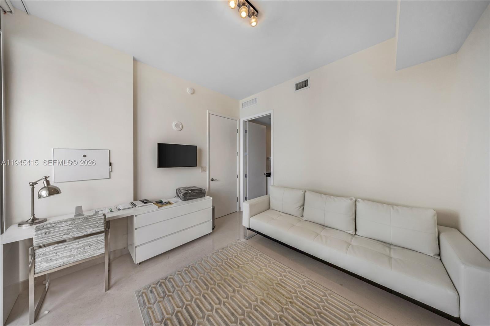 16001 Collins Ave #1502, Sunny Isles Beach FL 33160