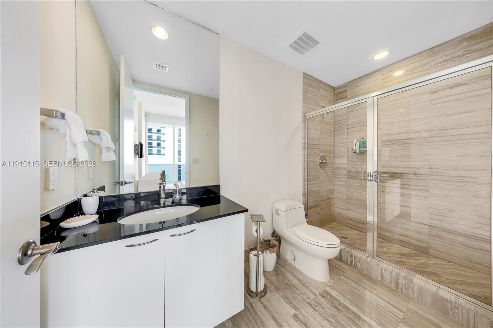 16001 Collins Ave #1502, Sunny Isles Beach FL 33160