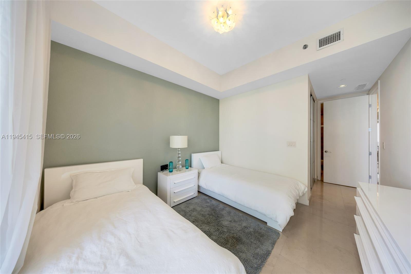16001 Collins Ave #1502, Sunny Isles Beach FL 33160
