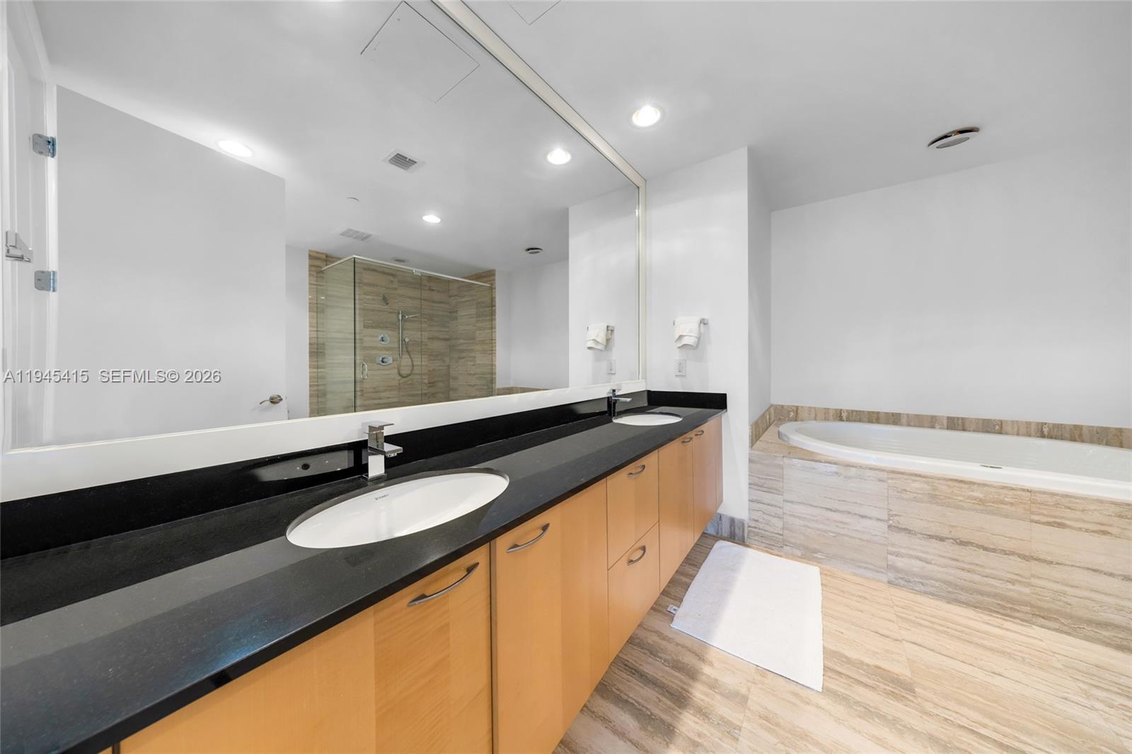 16001 Collins Ave #1502, Sunny Isles Beach FL 33160