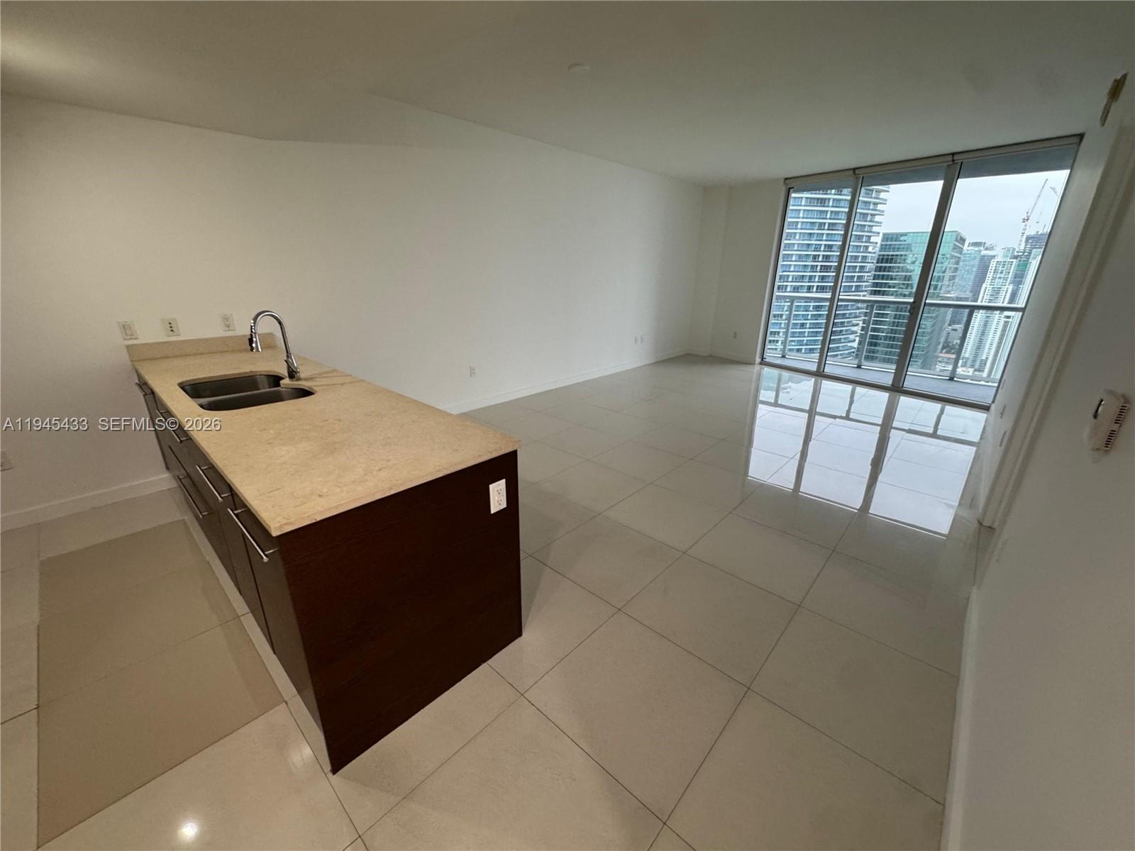 475 Brickell Ave #4512, Miami FL 33131