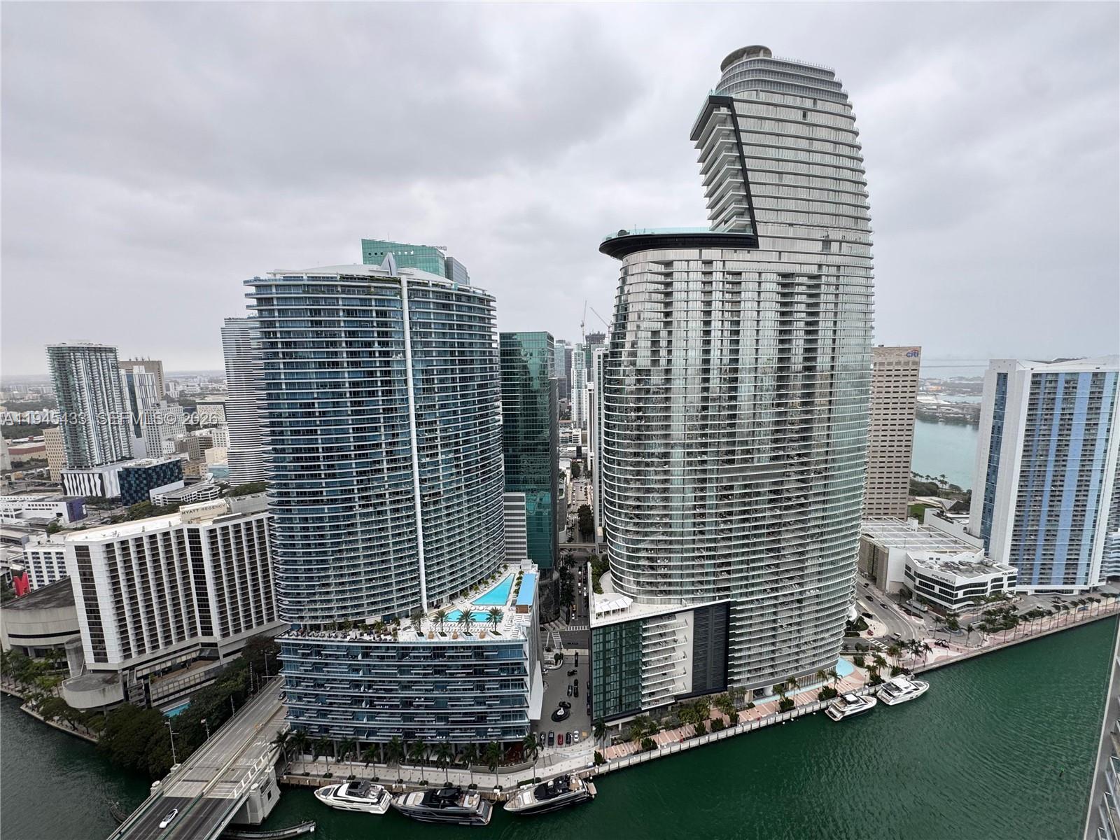 475 Brickell Ave #4512, Miami FL 33131