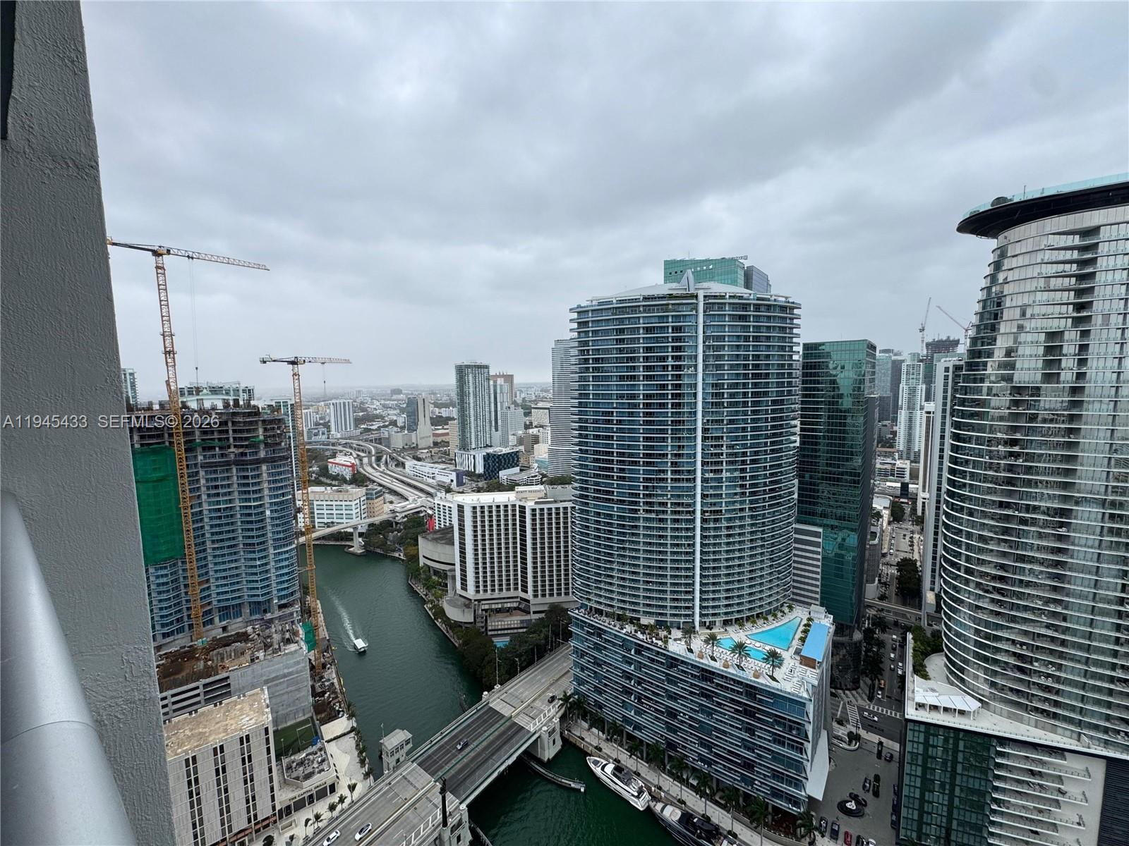 475 Brickell Ave #4512, Miami FL 33131