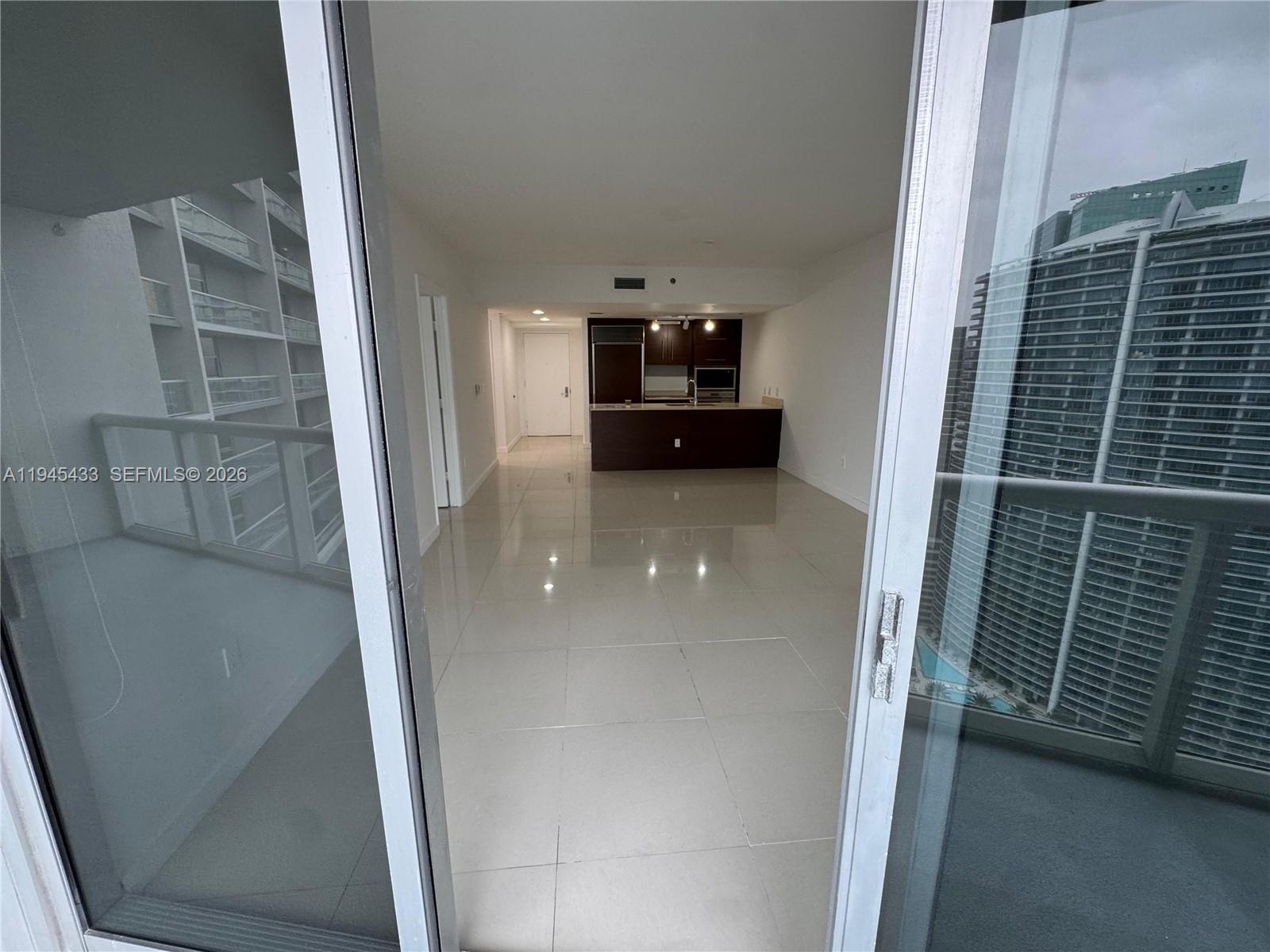 475 Brickell Ave #4512, Miami FL 33131