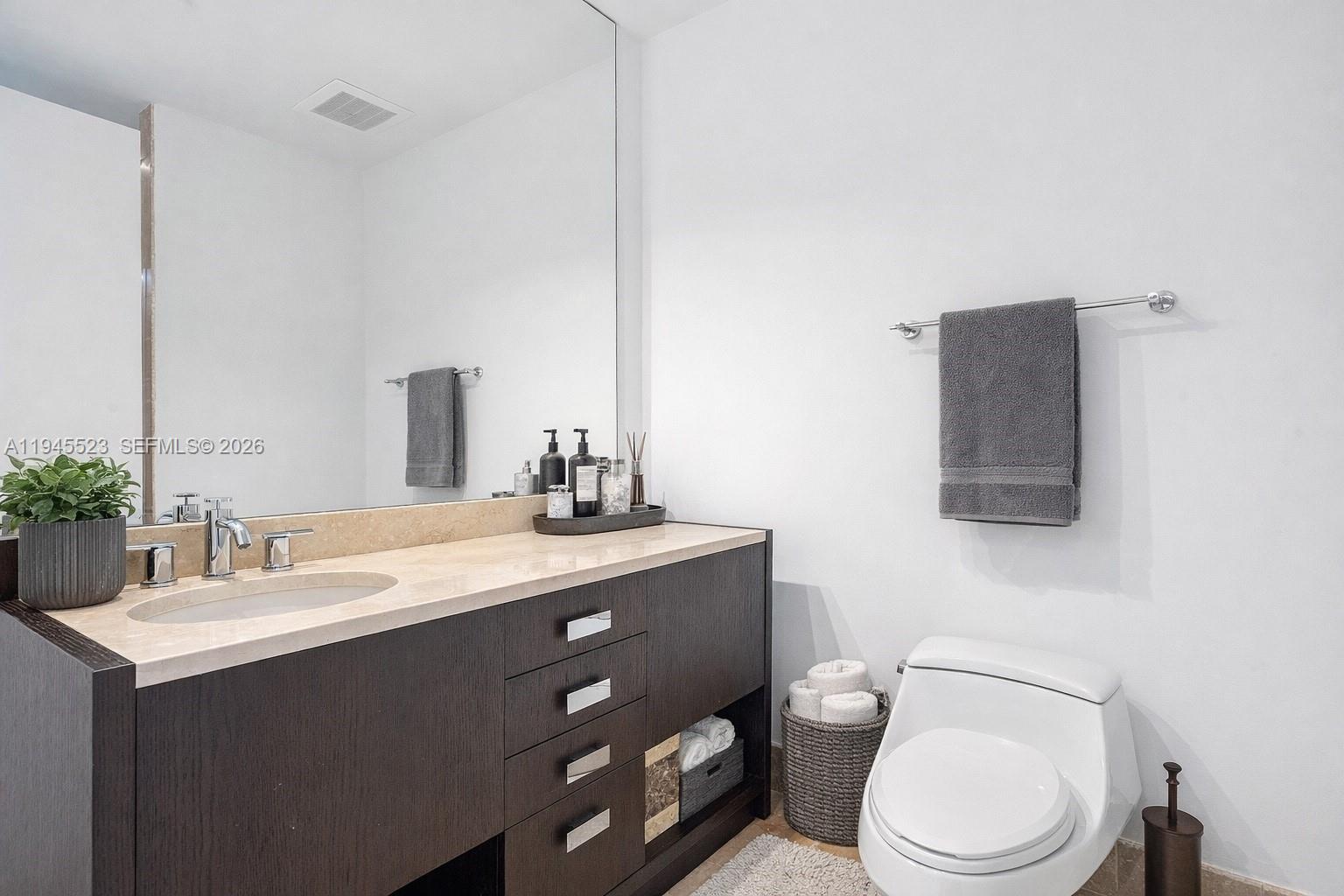18201 Collins Ave #4404, Sunny Isles Beach FL 33160