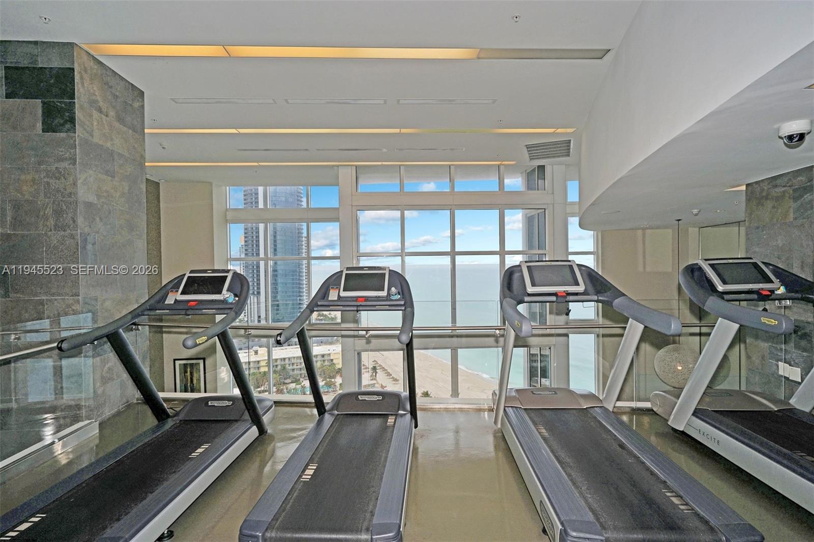 18201 Collins Ave #4404, Sunny Isles Beach FL 33160