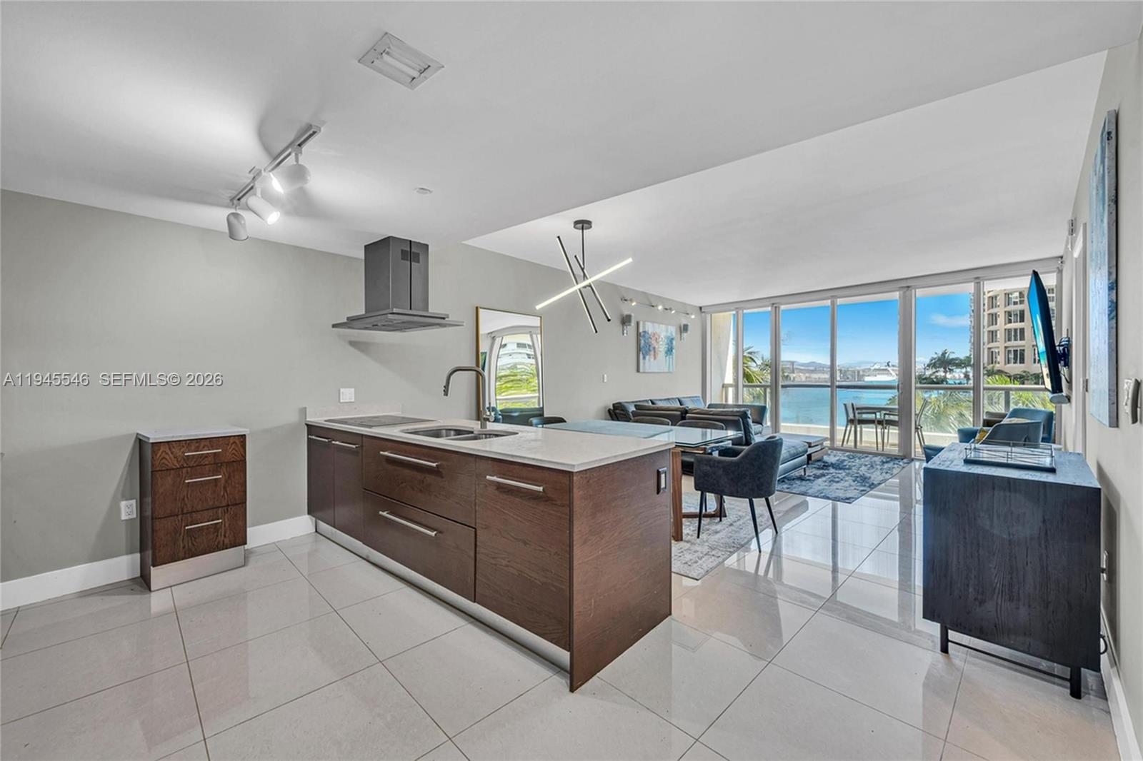 465 Brickell Ave #417, Miami FL 33131