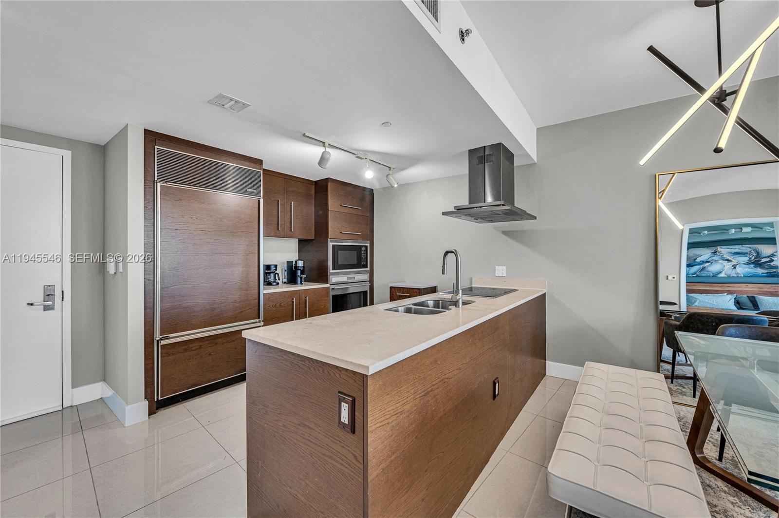 465 Brickell Ave #417, Miami FL 33131
