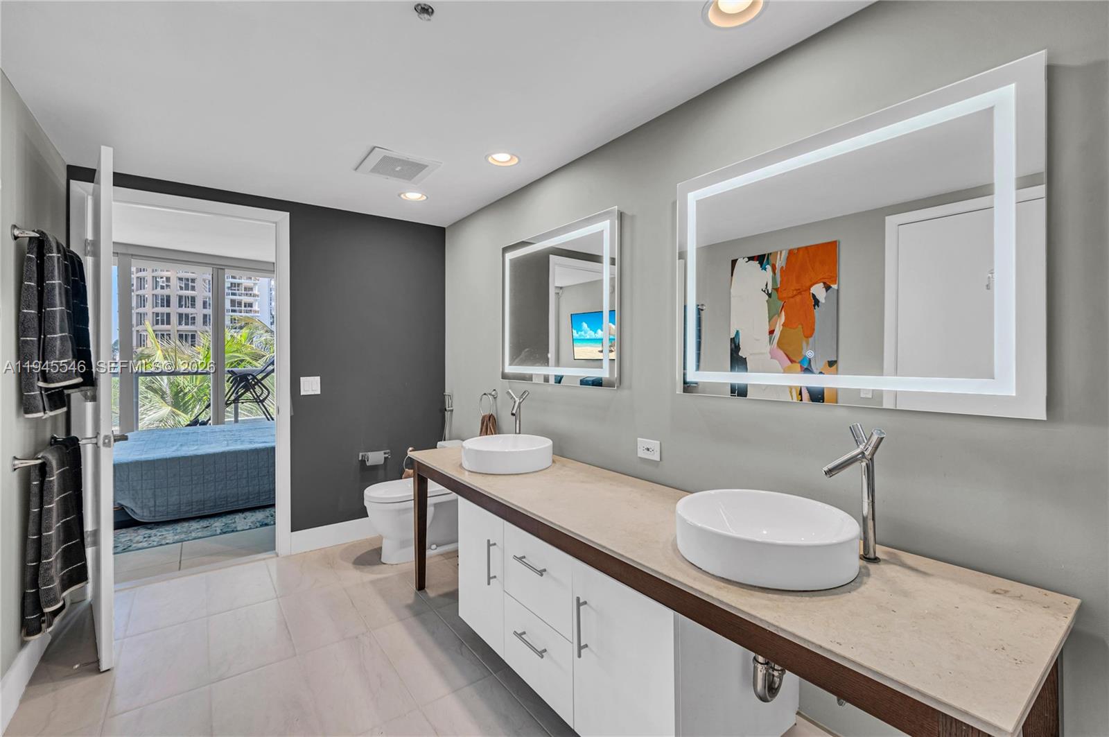 465 Brickell Ave #417, Miami FL 33131