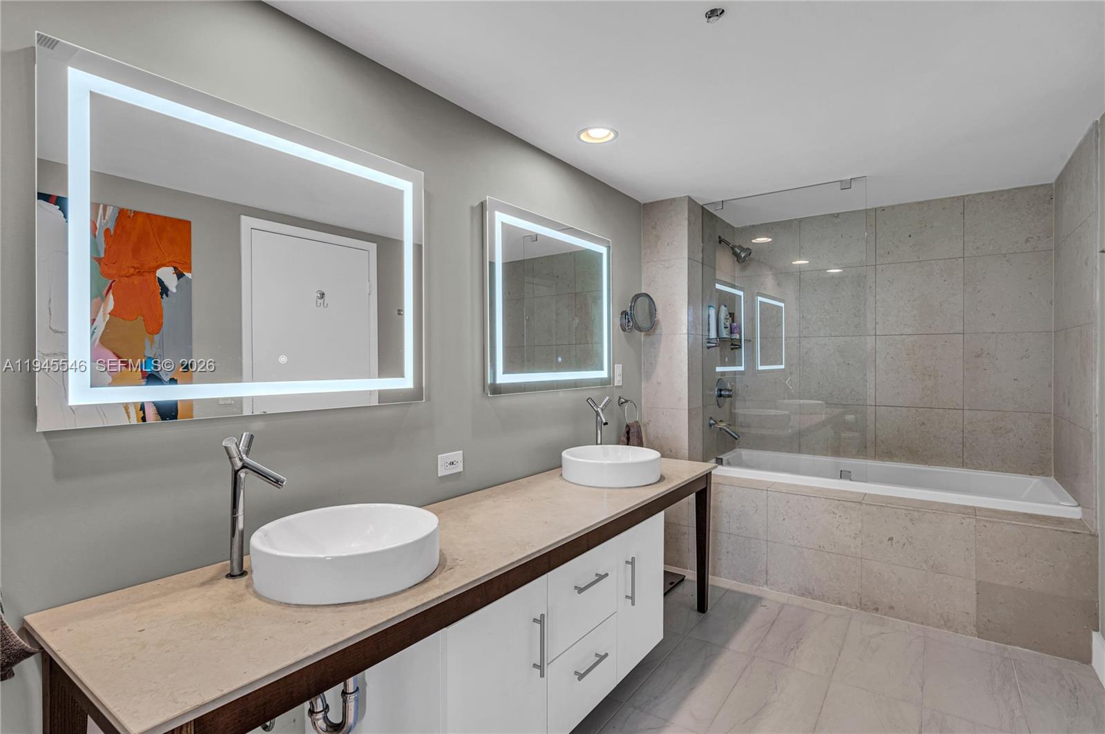 465 Brickell Ave #417, Miami FL 33131