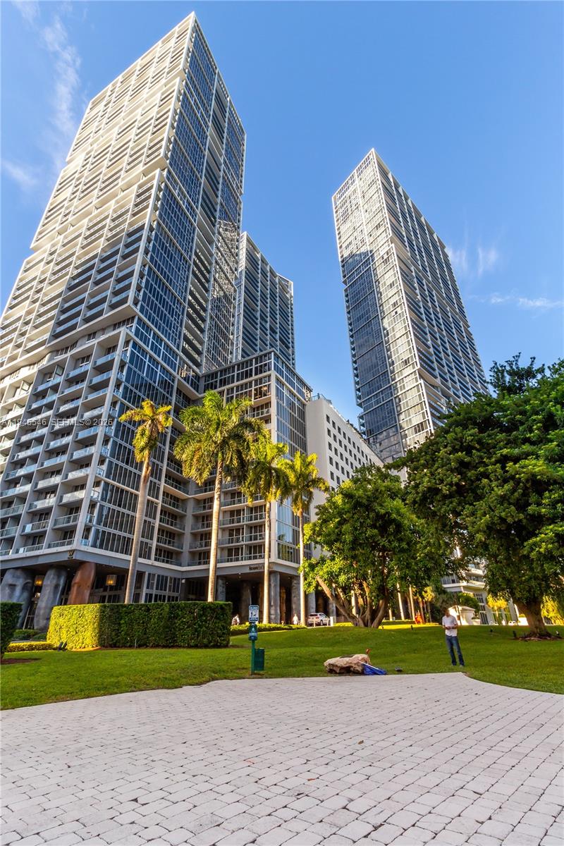 465 Brickell Ave #417, Miami FL 33131