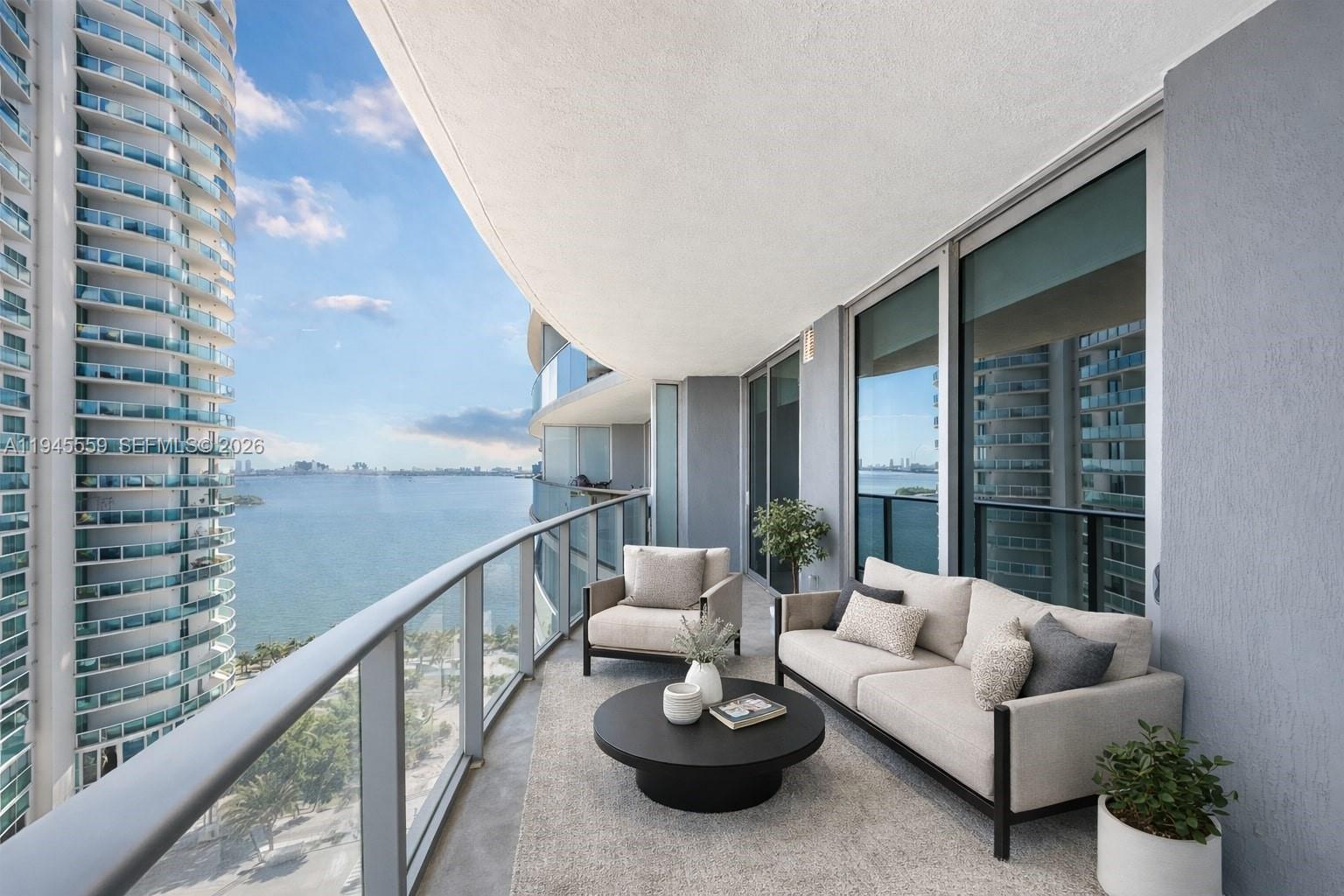 488 NE 18th St #1503, Miami FL 33132