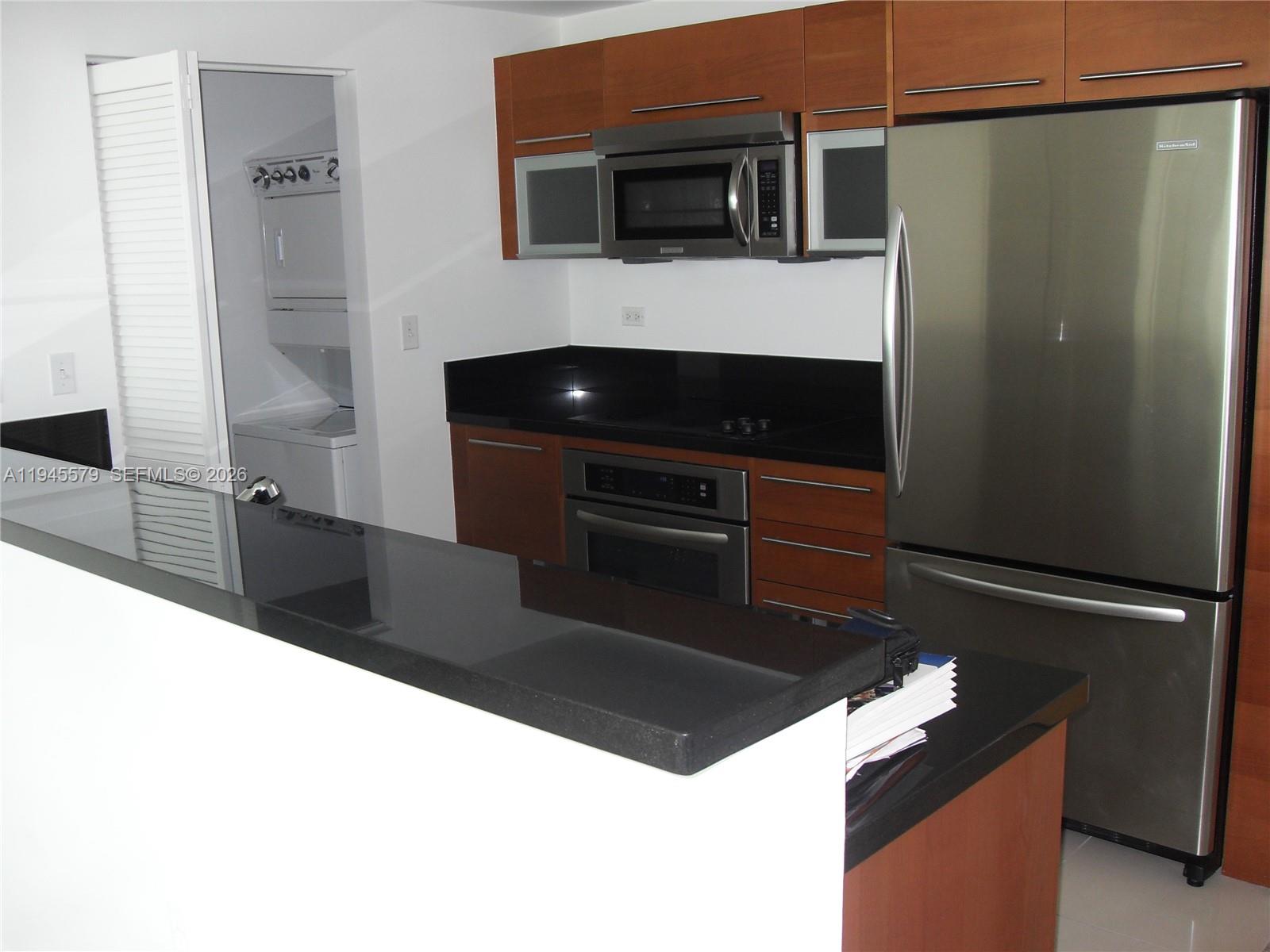 244 Biscayne Blvd #1210, Miami FL 33132
