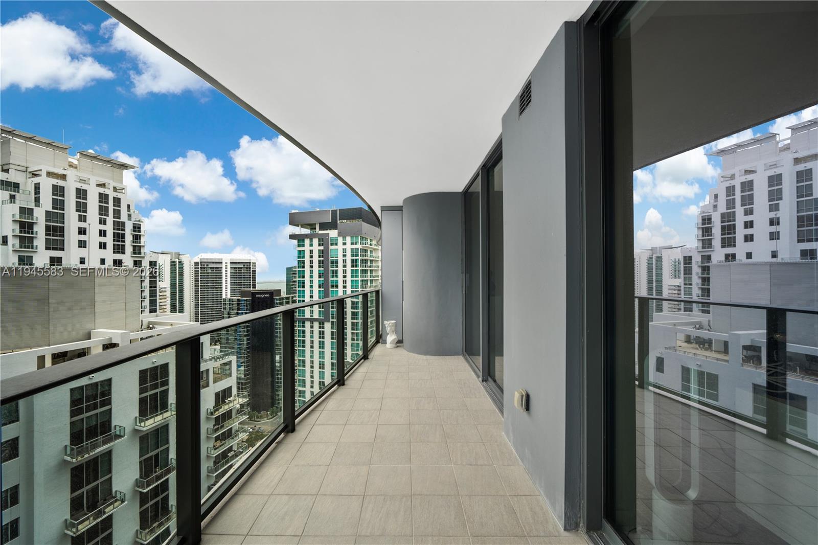1000 Brickell Plz #4103, Miami FL 33131