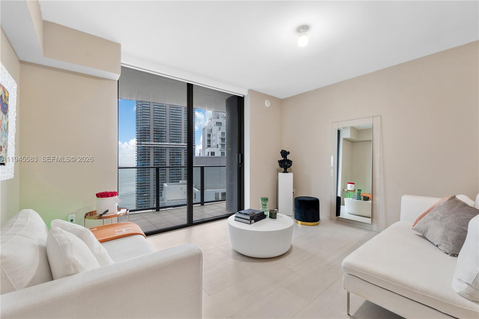 1000 Brickell Plz #4103, Miami FL 33131
