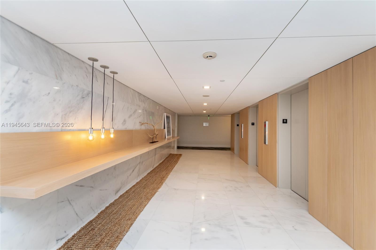 199 Ocean Lane Dr #807, Key Biscayne FL 33149