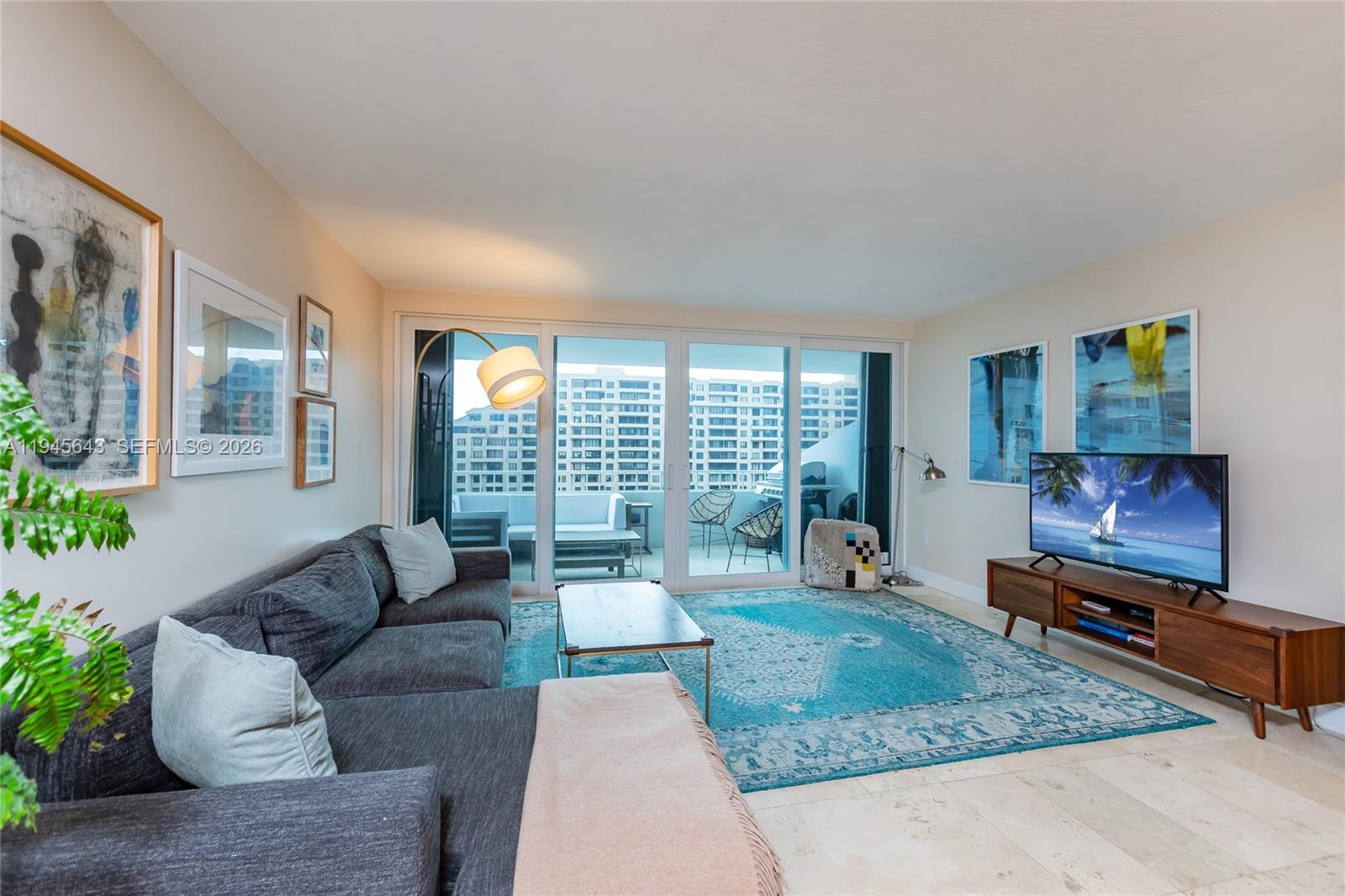 199 Ocean Lane Dr #807, Key Biscayne FL 33149