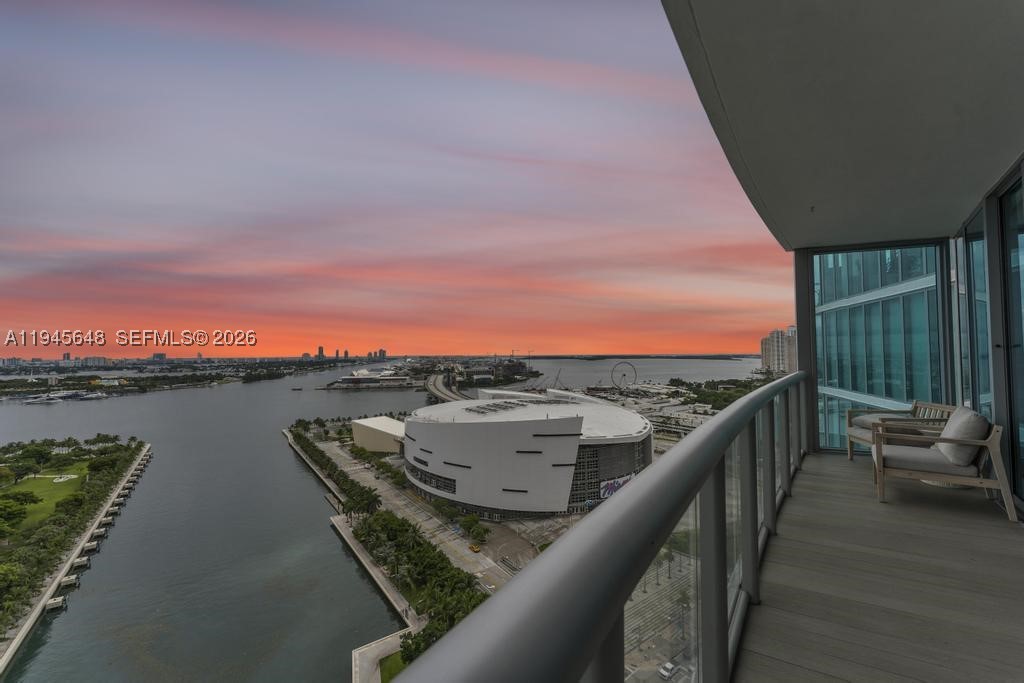 888 Biscayne Blvd #2409, Miami FL 33132