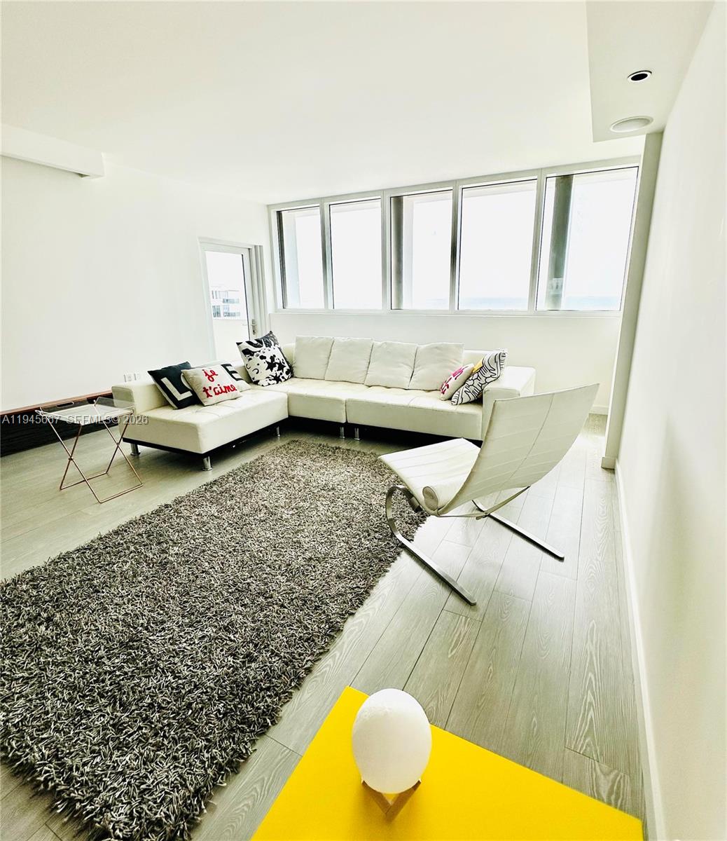 10275 Collins Ave #1520, Bal Harbour FL 33154