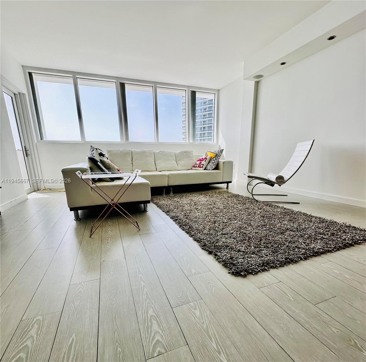 10275 Collins Ave #1520, Bal Harbour FL 33154