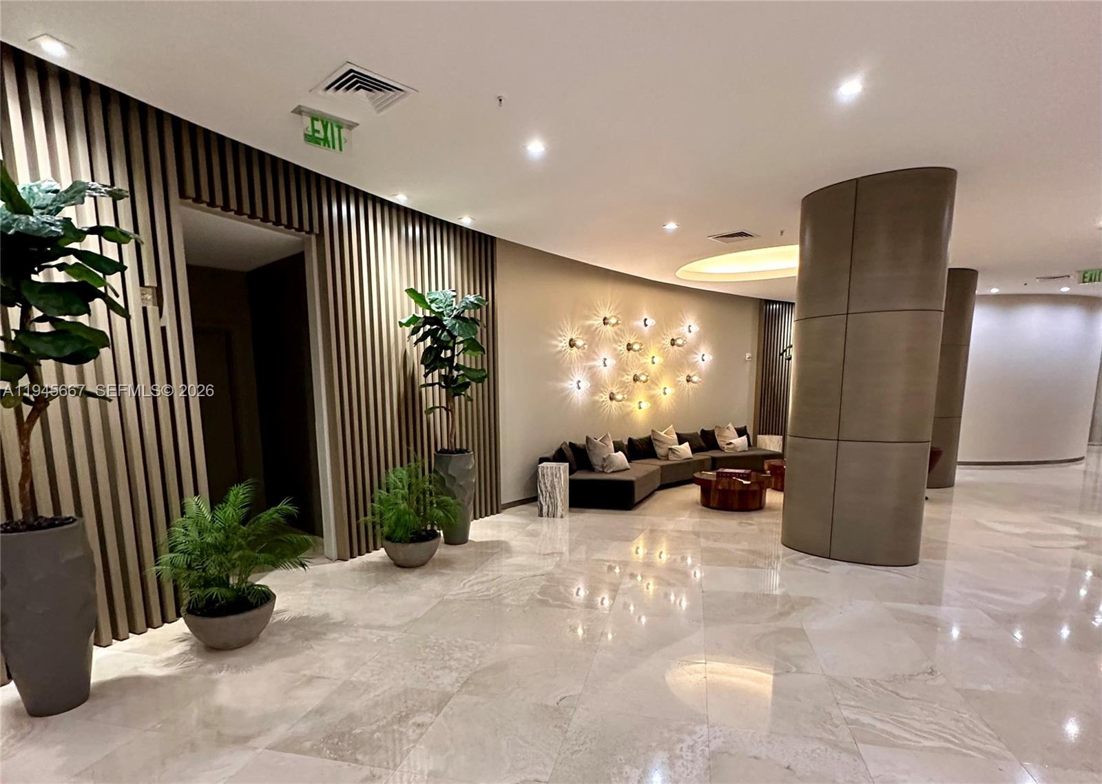 10275 Collins Ave #1520, Bal Harbour FL 33154