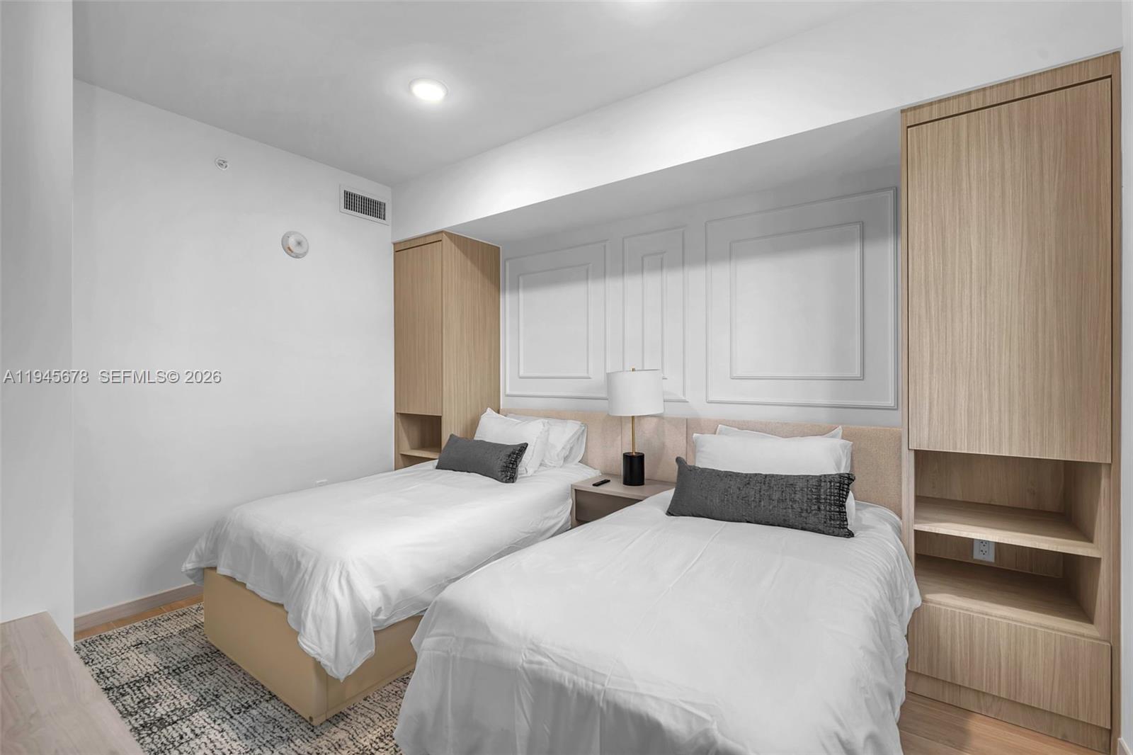 4220 Laguna St #505, Coral Gables FL 33146
