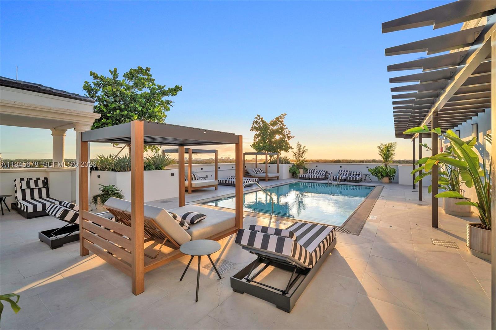 4220 Laguna St #505, Coral Gables FL 33146