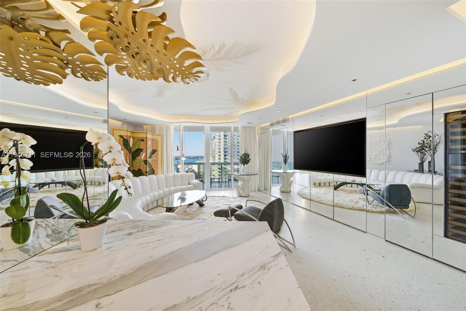 1000 S Pointe Dr #1606, Miami Beach FL 33139