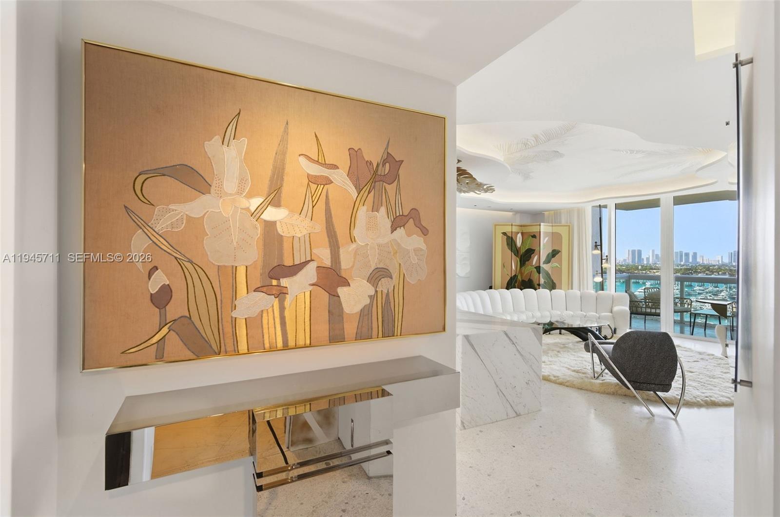 1000 S Pointe Dr #1606, Miami Beach FL 33139