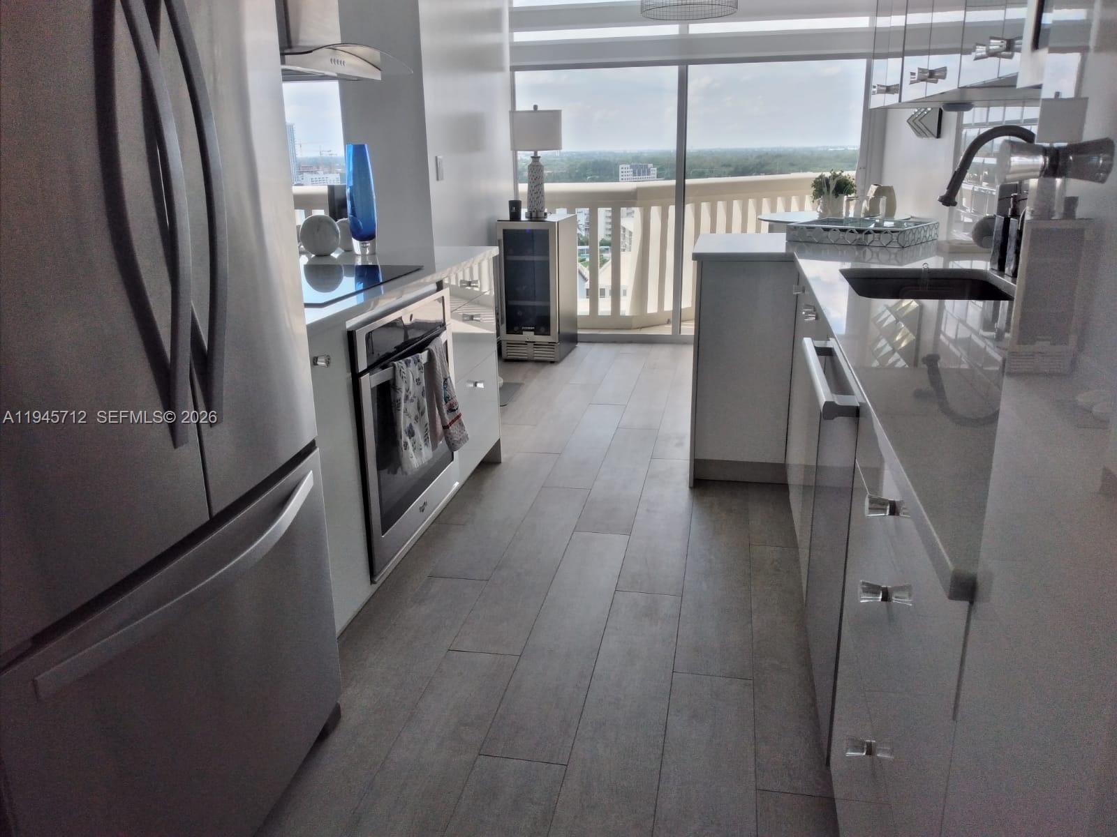 1000 Island Blvd #1611, Aventura FL 33160