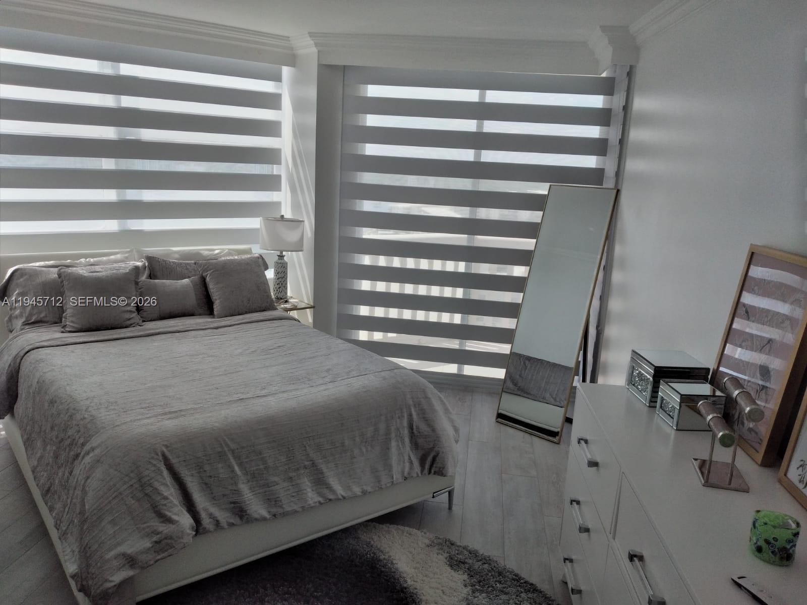 1000 Island Blvd #1611, Aventura FL 33160