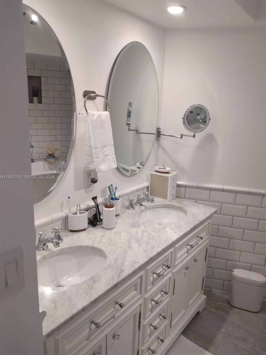 1000 Island Blvd #1611, Aventura FL 33160