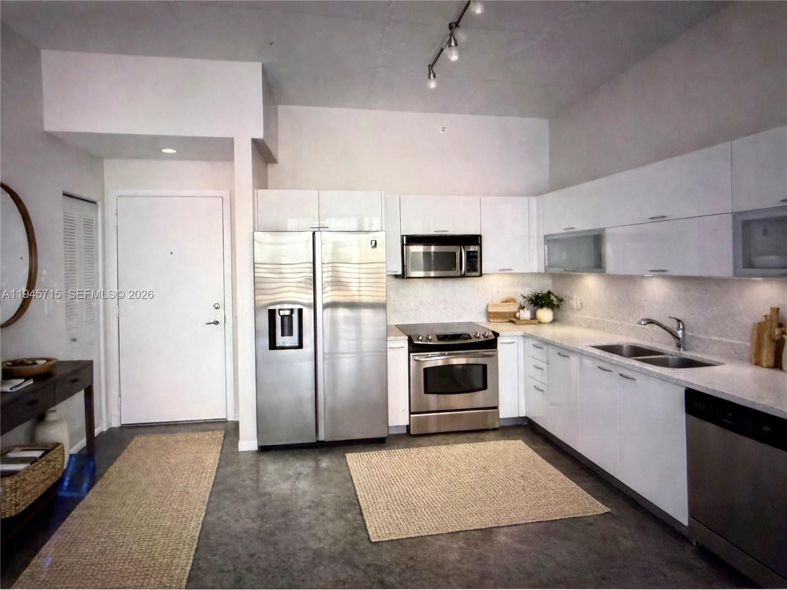 133 NE 2nd Ave #2611, Miami FL 33132