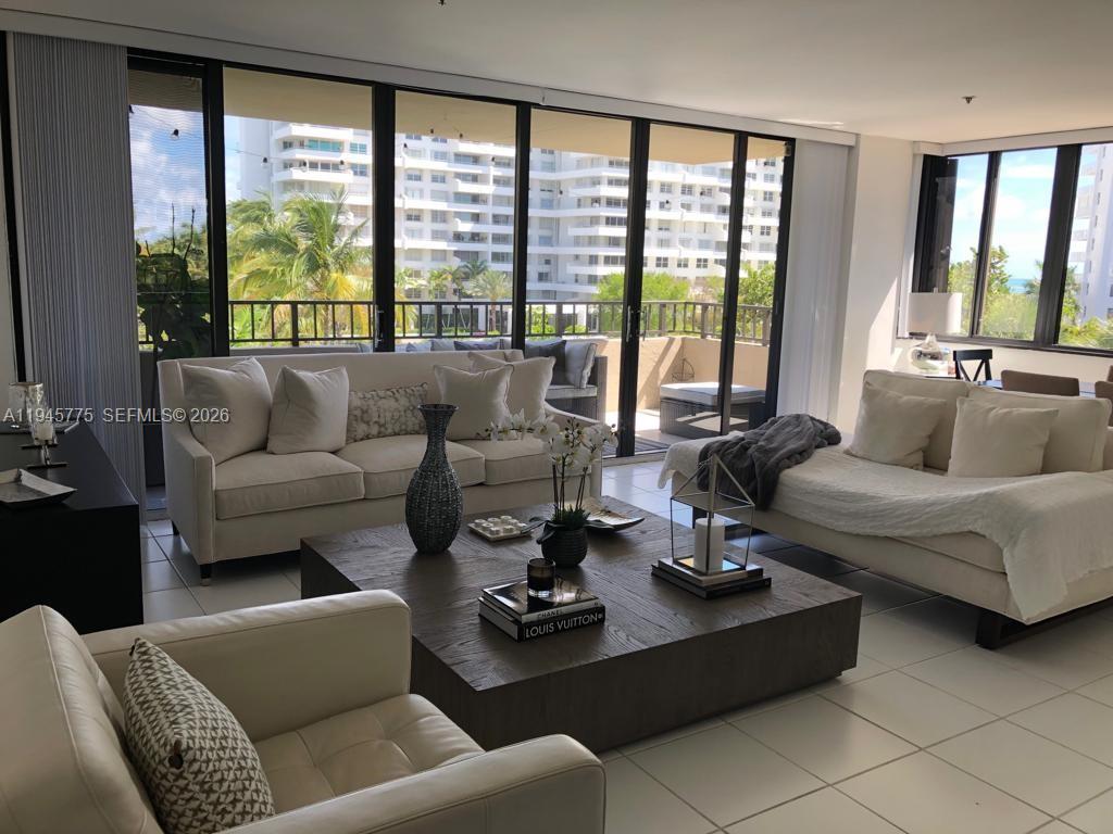251 Crandon Blvd #309, Key Biscayne FL 33149