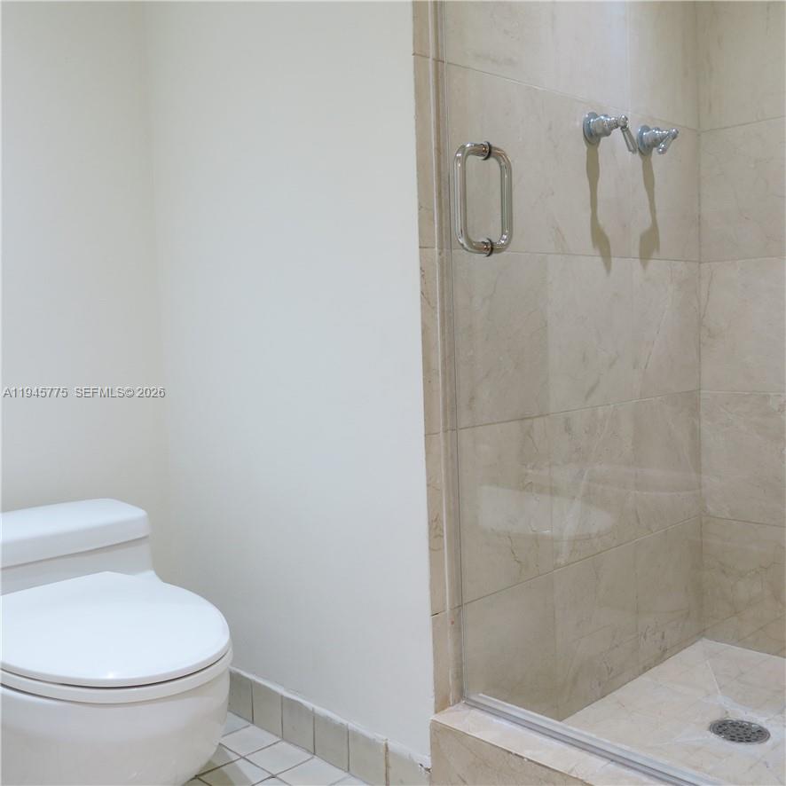 251 Crandon Blvd #309, Key Biscayne FL 33149