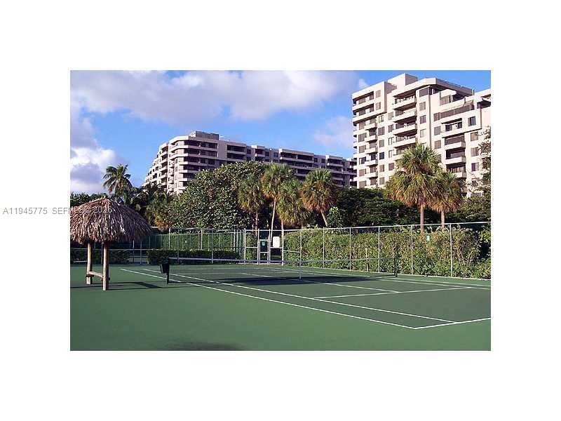 251 Crandon Blvd #309, Key Biscayne FL 33149