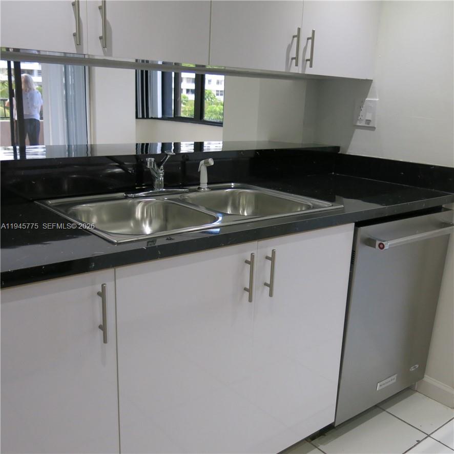 251 Crandon Blvd #309, Key Biscayne FL 33149