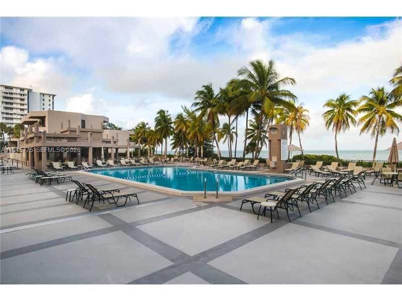 251 Crandon Blvd #309, Key Biscayne FL 33149