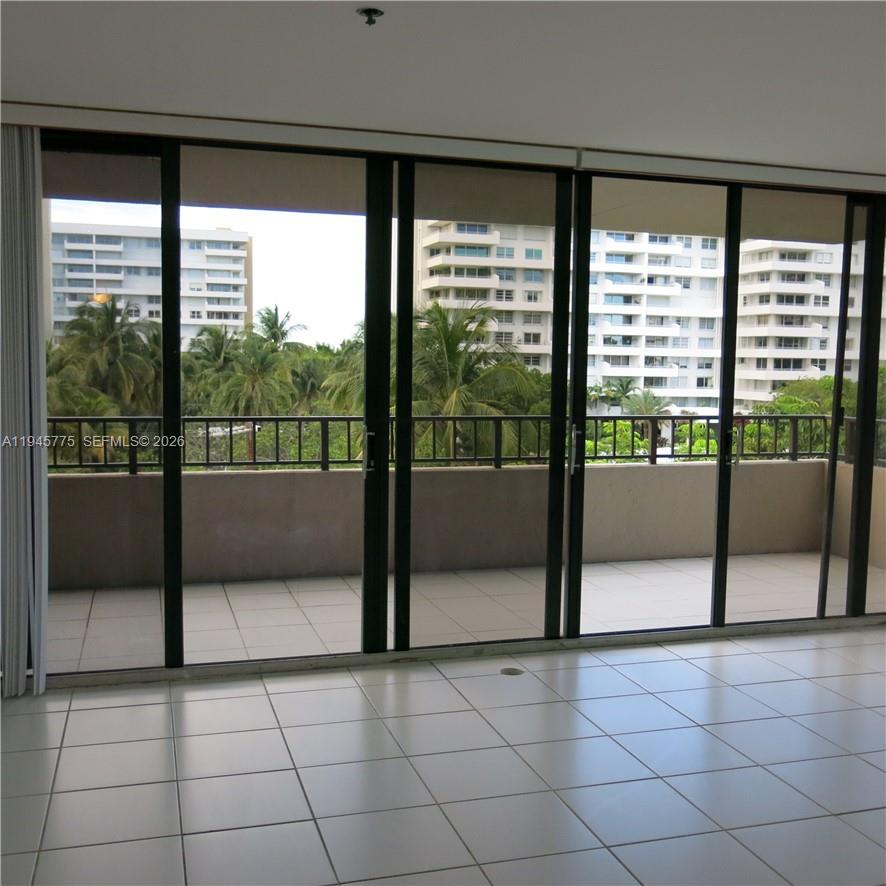 251 Crandon Blvd #309, Key Biscayne FL 33149
