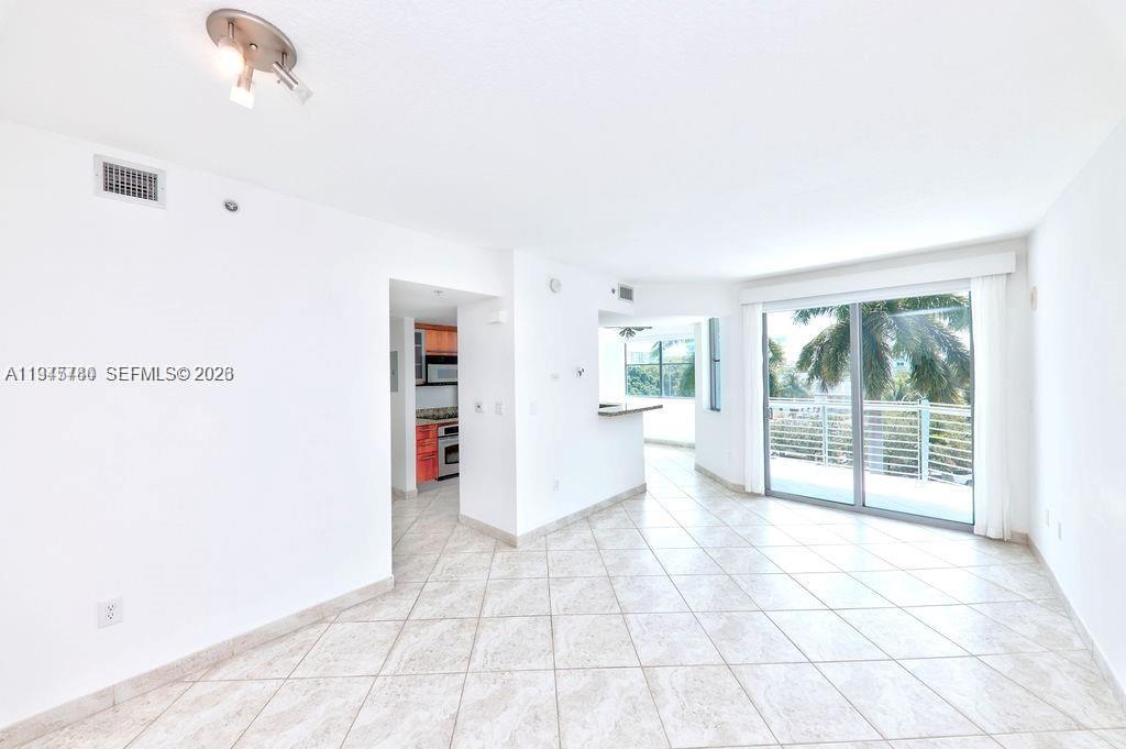110 Washington Ave #2405, Miami Beach FL 33139