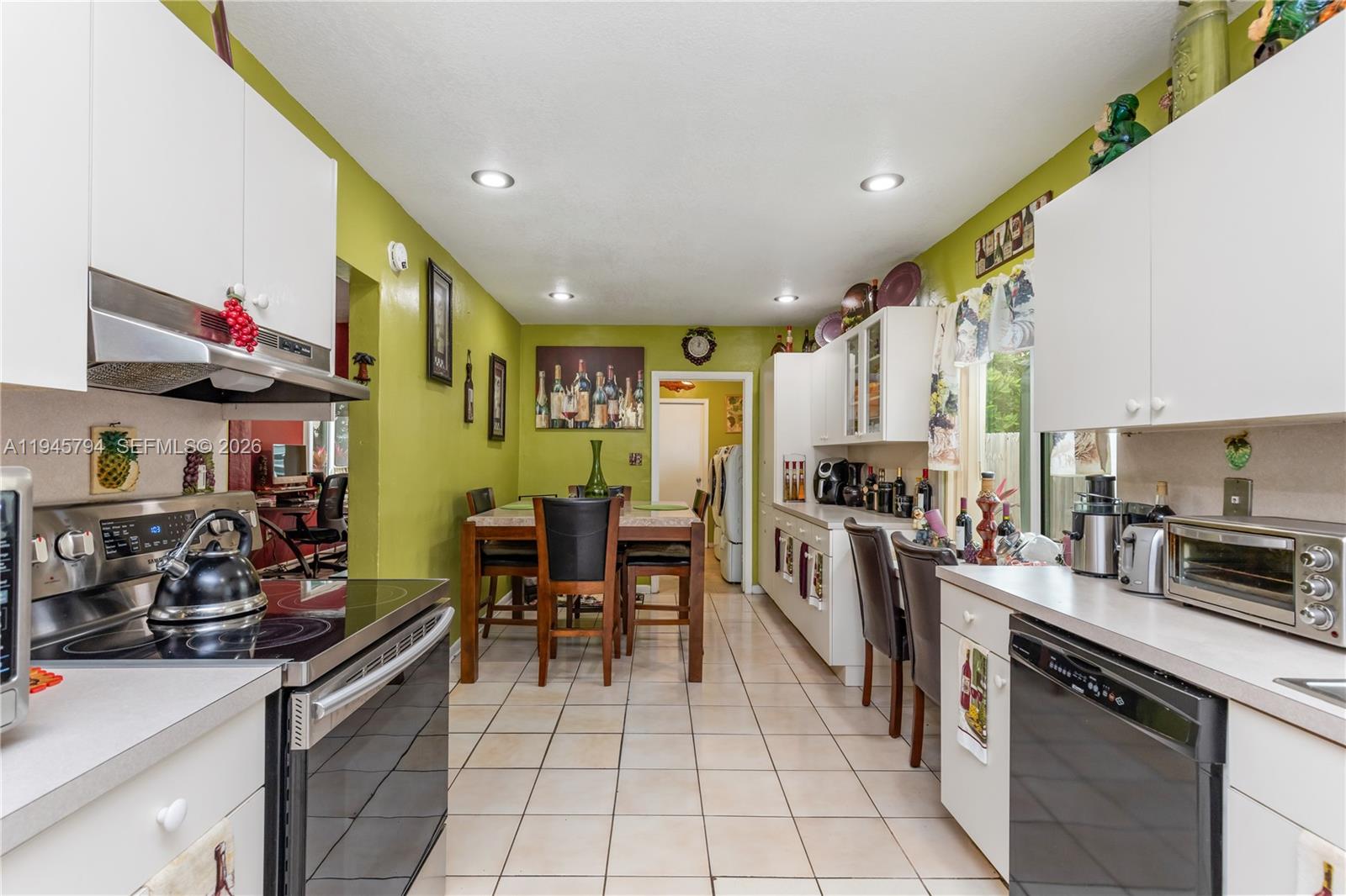 15244 SW 108th Ct, Miami FL 33157