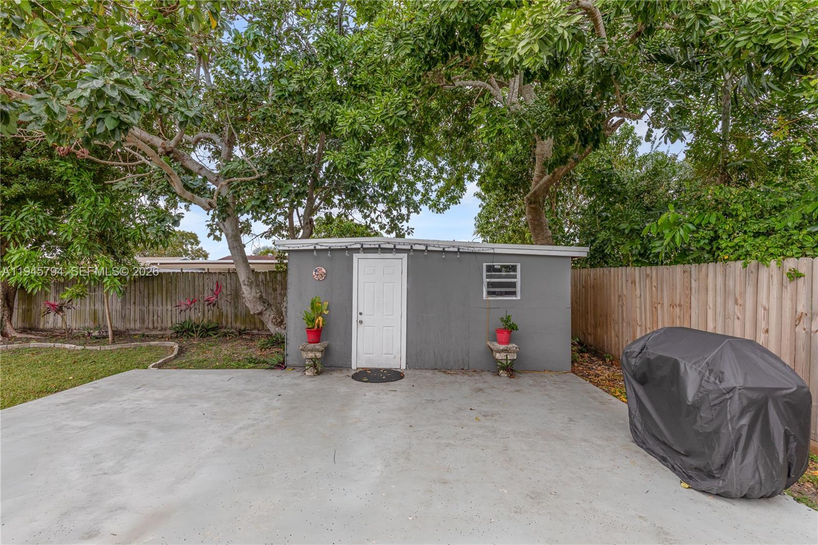 15244 SW 108th Ct, Miami FL 33157