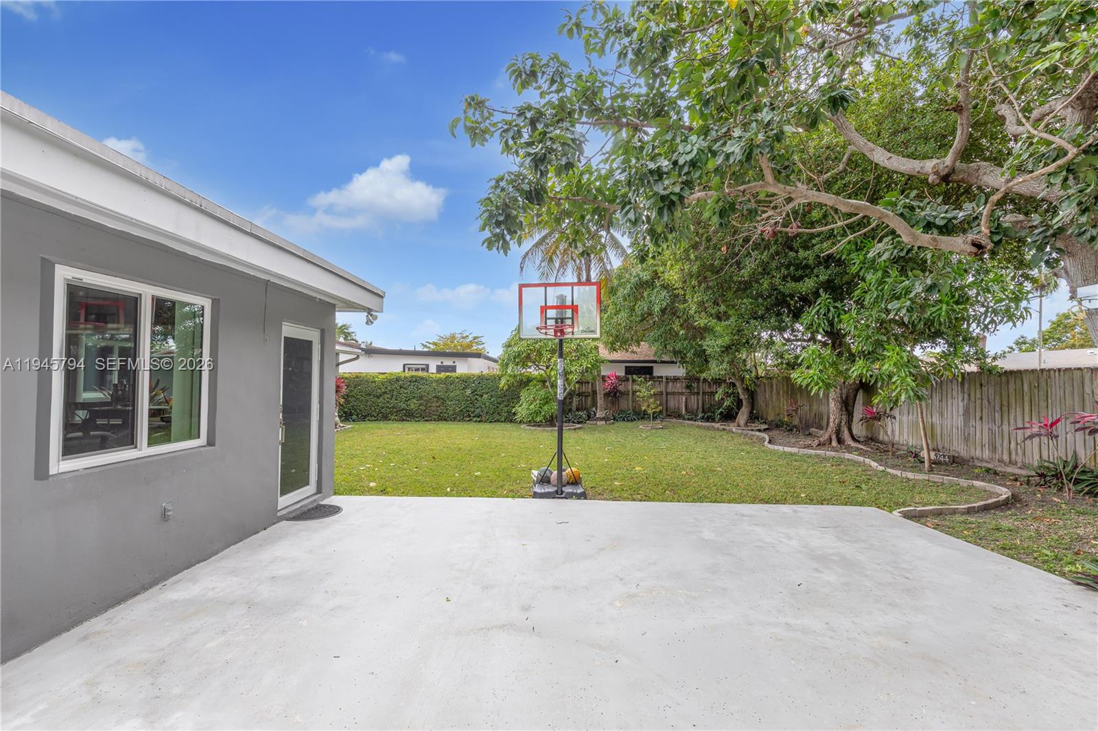 15244 SW 108th Ct, Miami FL 33157
