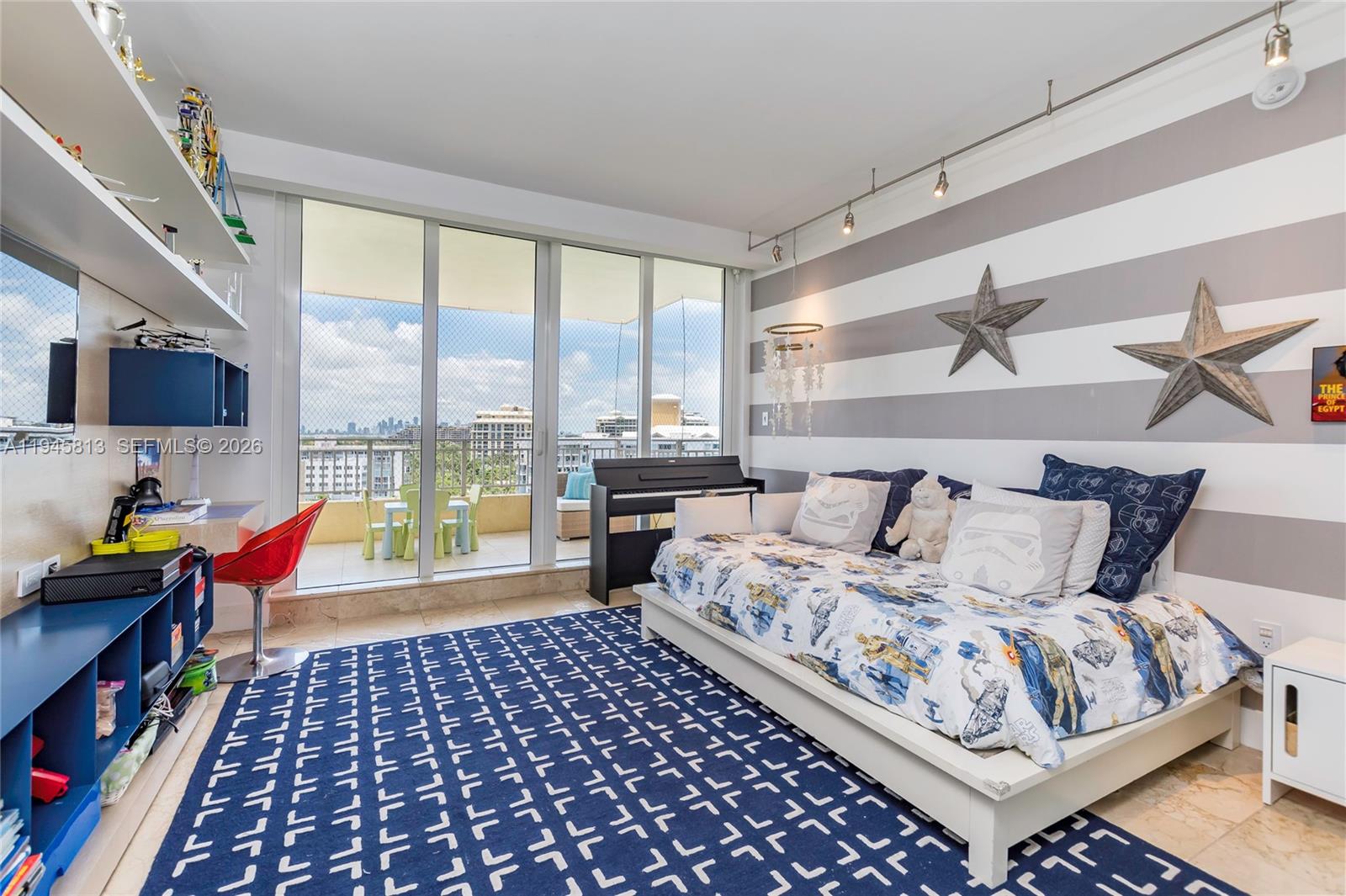791 Crandon Blvd #1005, Key Biscayne FL 33149